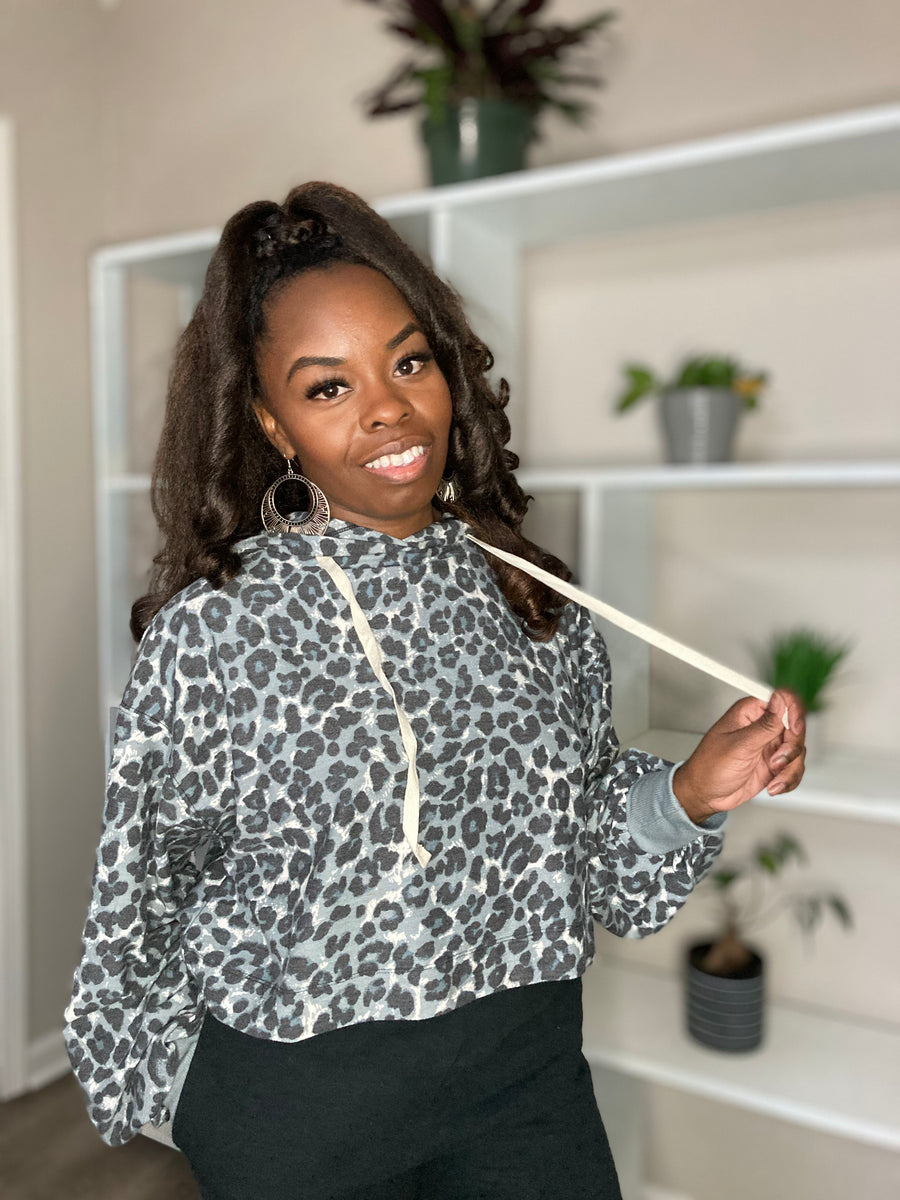 Carli Leopard Print Crop Hoodie (Gray) – Swann Salon Studio