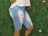 FRONT AND BACK DISTRESSED BERMUDA SHORTS